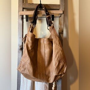 Elegant Tan Leather Hobo Bag